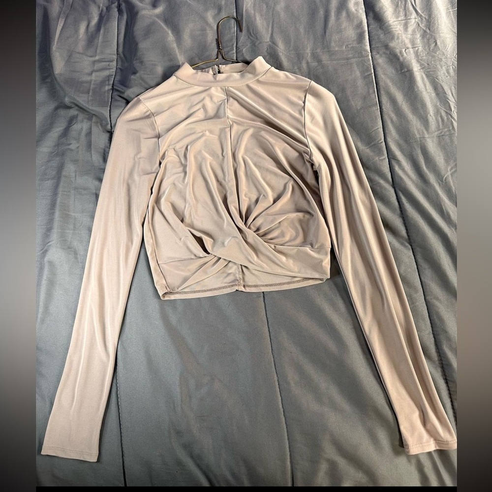 Never worn, size small. $7 obo